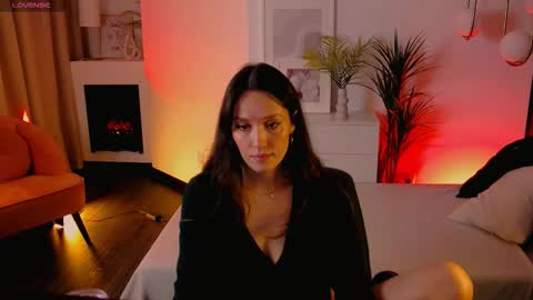 Agnes online show from 10-01-25, 07:47