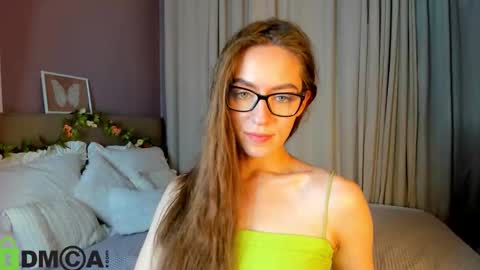 Snapshot of agnes_wells chatting on 11-04-25, 09:19 agnes wells online show from 11-04-25, 09:19