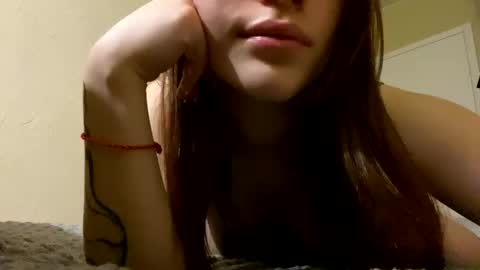 Agnes online show from 03-05-26, 10:17