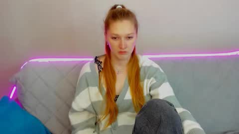 AgnesArden online show from 10-27-25, 12:20