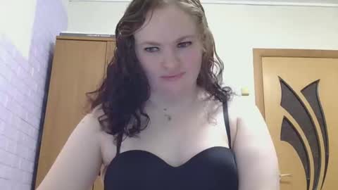 Snapshot of agnettta chatting on 04-13-26, 03:28 Agnettta online show from 04-13-26, 03:28