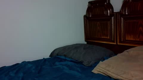 Blue Eyed Handsome Man online show from 03-09-26, 12:14