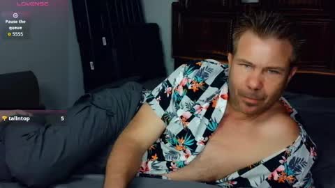 Blue Eyed Handsome Man online show from 04-07-26, 11:15