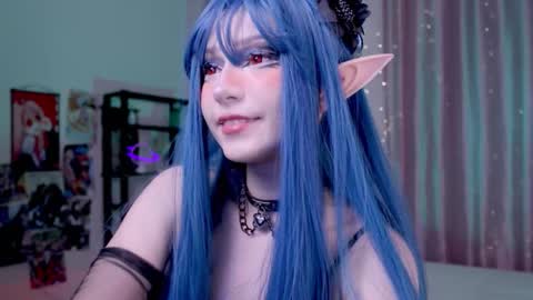 Snapshot of ahegame chatting on 10-11-25, 02:26 Coraline online show from 10-11-25, 02:26