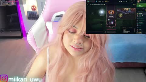 Ahri help me get to 100  online show from 01-09-25, 07:10