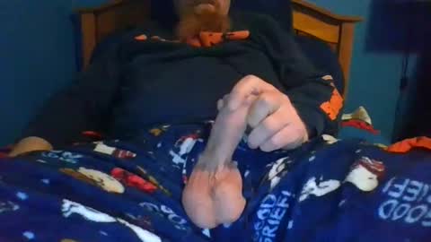 hrnycummer online show from 12-21-25, 06:42