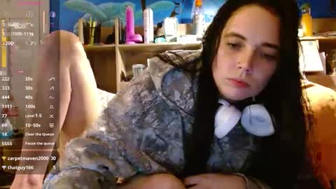 Snapshot of ahungkittykat chatting on 05-26-26, 05:03 Kat online show from 05-26-26, 05:03