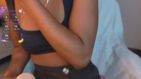 Snapshot of ahvi_ebony chatting on 06-21-26, 12:52 Ahvi Ebony online show from 06-21-26, 12:52