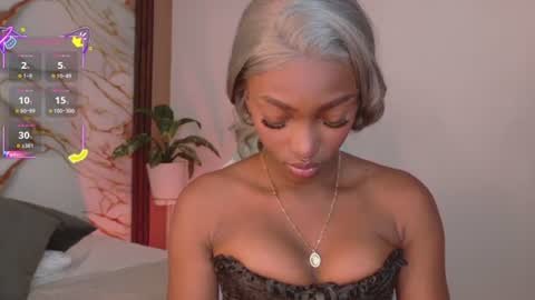 Snapshot of ahvi_ebony chatting on 07-26-26, 02:46 Ahvi Ebony online show from 07-26-26, 02:46