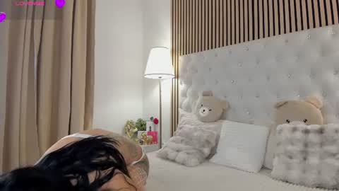 Snapshot of ai_bamby chatting on 07-22-26, 09:34 Sarah online show from 07-22-26, 09:34