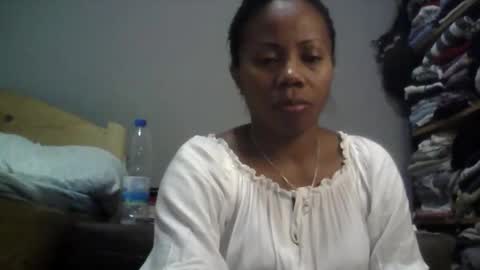 Snapshot of aicha_boobs chatting on 12-03-25, 03:43 Aicha boobs online show from 12-03-25, 03:43
