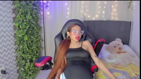 Aida online show from 03-06-25, 07:47