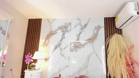 Aida  online show from 02-12-25, 12:22