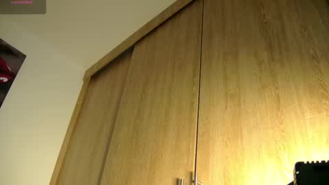 Aida  online show from 10-13-25, 11:21