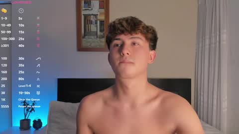 Snapshot of aidan_hale chatting on 12-11-24, 12:12 A H online show from 12-11-24, 12:12