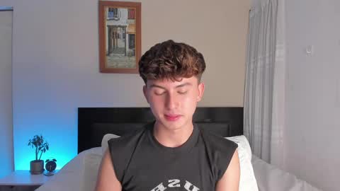 Snapshot of aidan_hale chatting on 12-23-24, 01:08 A H online show from 12-23-24, 01:08