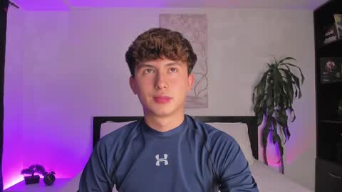 Snapshot of aidan_hale chatting on 01-14-25, 10:55 A H online show from 01-14-25, 10:55