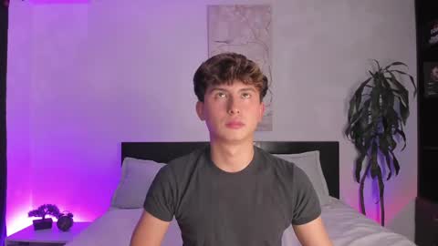 Snapshot of aidan_hale chatting on 01-16-25, 02:19 A H online show from 01-16-25, 02:19