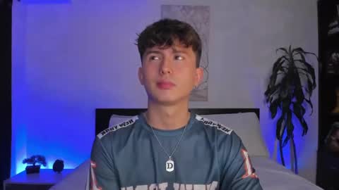 Snapshot of aidan_hale chatting on 02-10-25, 02:19 A H online show from 02-10-25, 02:19