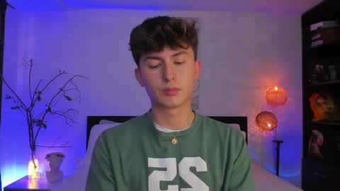 Snapshot of aidan_hale chatting on 02-20-25, 10:26 A H online show from 02-20-25, 10:26