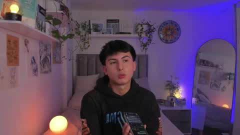 Snapshot of aidan_hale chatting on 09-20-25, 02:56 A H online show from 09-20-25, 02:56