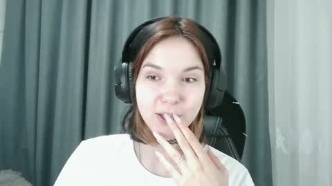 Snapshot of aidathome chatting on 06-16-26, 06:32 Ruby online show from 06-16-26, 06:32