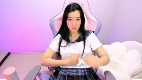 Ailee Hyuga online show from 04-01-26, 01:52