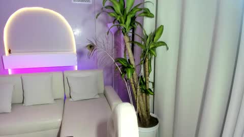   online show from 12-14-25, 02:17