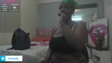 Snapshot of aileenkeys chatting on 06-16-26, 07:27 aileenkeys online show from 06-16-26, 07:27