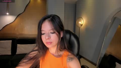  AILEEN VEGA  online show from 02-18-25, 07:41