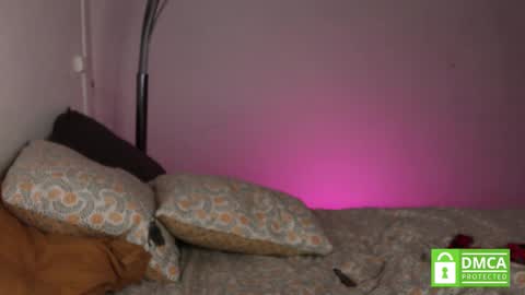 Snapshot of ailelea chatting on 02-10-25, 01:24 123 online show from 02-10-25, 01:24