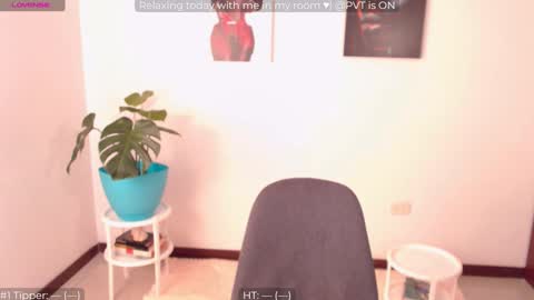 ailyn_ online show from 12-07-24, 03:52