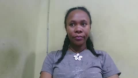 Snapshot of aimee982179 chatting on 05-08-26, 02:39 aimee982179 online show from 05-08-26, 02:39