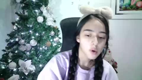 Snapshot of aineangeel chatting on 12-04-24, 03:37 AINE online show from 12-04-24, 03:37