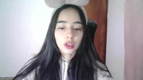 Snapshot of aineangeel chatting on 09-09-25, 12:32 AINE online show from 09-09-25, 12:32