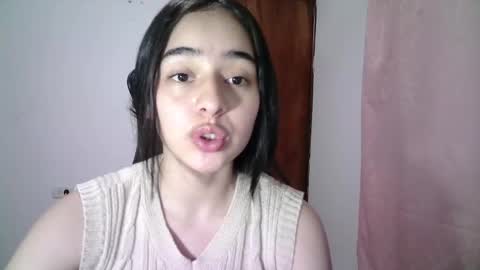 Snapshot of aineangeel chatting on 09-19-25, 12:34 AINE online show from 09-19-25, 12:34