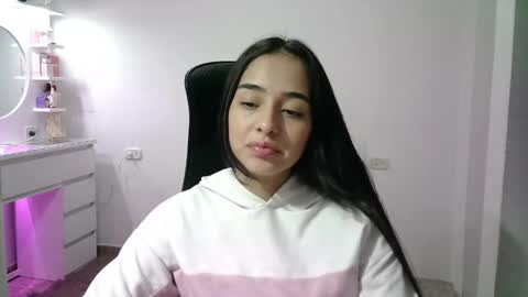 Snapshot of aineangeel chatting on 12-03-25, 01:46 AINE online show from 12-03-25, 01:46