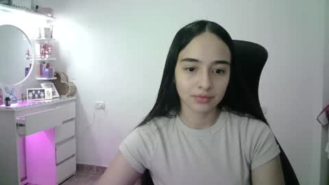 Snapshot of aineangeel chatting on 04-24-26, 01:08 AINE online show from 04-24-26, 01:08