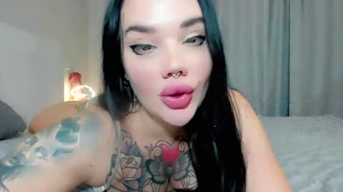 Snapshot of aira_vi chatting on 07-20-26, 01:46 Aira online show from 07-20-26, 01:46