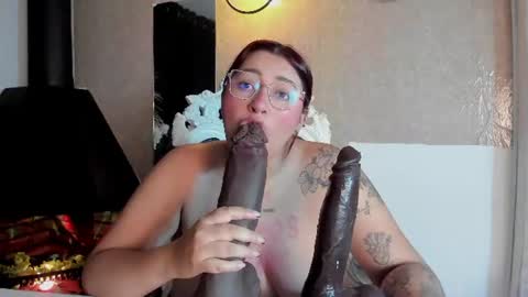 Snapshot of airam_wone chatting on 07-02-26, 12:22 Airam online show from 07-02-26, 12:22