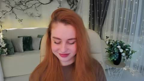 Louise online show from 11-27-25, 04:36