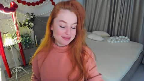 Snapshot of airysilhouette chatting on 04-08-26, 07:36 Louise online show from 04-08-26, 07:36