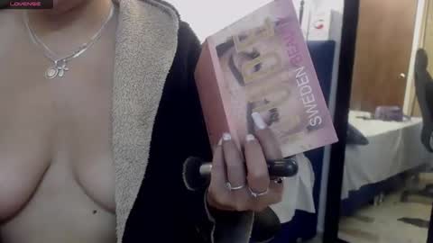 aisha_french online show from 02-13-26, 09:27