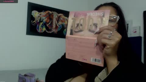 aisha_french online show from 02-14-26, 08:55