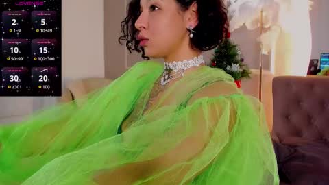 Aisha online show from 12-18-25, 05:57