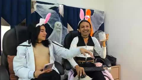 Snapshot of aisha_hotts777 chatting on 11-01-25, 02:57 Aisha online show from 11-01-25, 02:57