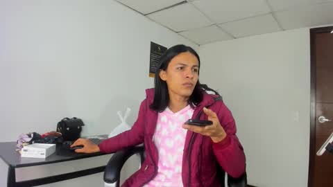 Aisha online show from 01-11-26, 03:00