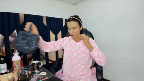 Aisha online show from 02-04-26, 04:40