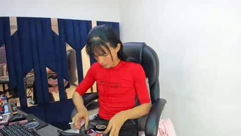 Aisha online show from 04-12-26, 04:17