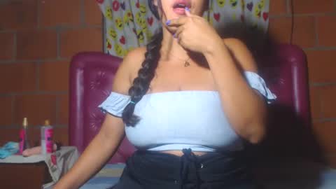 aisha koswell3 online show from 02-18-25, 06:59